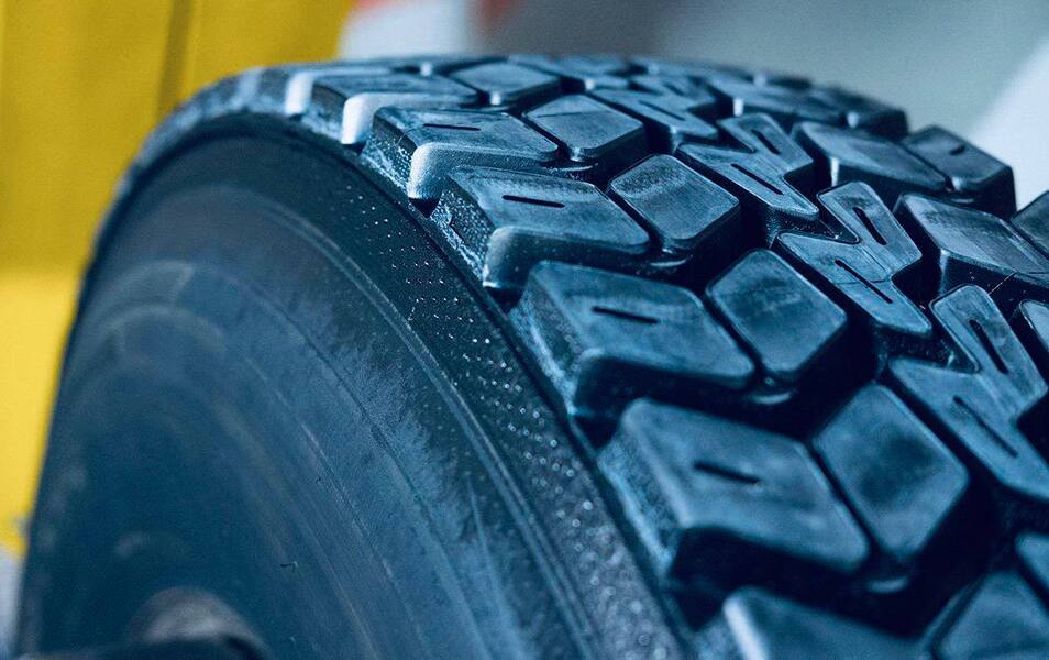 Росстандарт разъясняет правила сертификации шин с восстановленным протектором Росстандарт разъясняет правила сертификации шин с восстановленным протектором